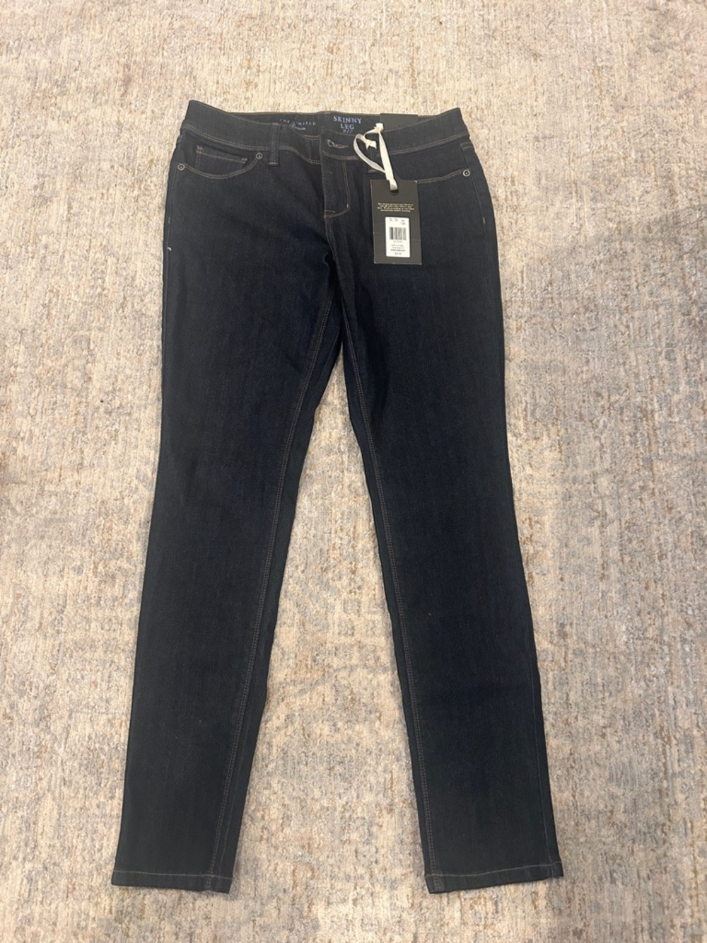 The Limited Dark Blue Skinny Jeans — Classic Stretch